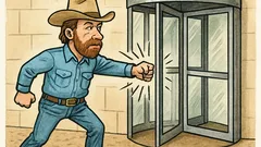 Witz: Chuck Norris betritt eine Drehtür…